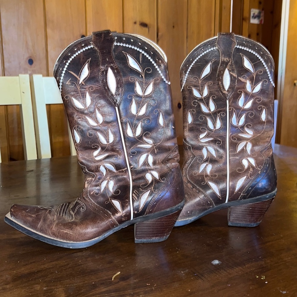 Womens cowboy boots